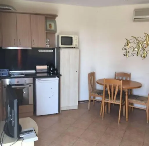 Lägenhet 3 Bedroom With Pool Views At Arcadia Complex