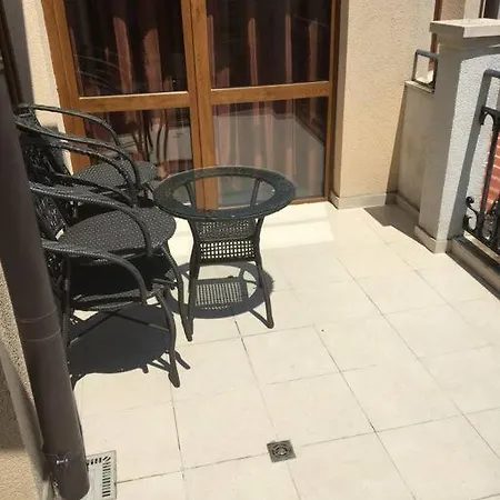 3 Bedroom With Pool Views At Arcadia Complex * Slantschew brjag