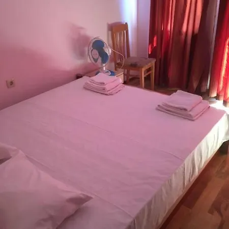 3 Bedroom With Pool Views At Arcadia Complex サニービーチ